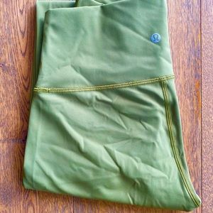 Lululemon High Rise Wunder Under 7/8